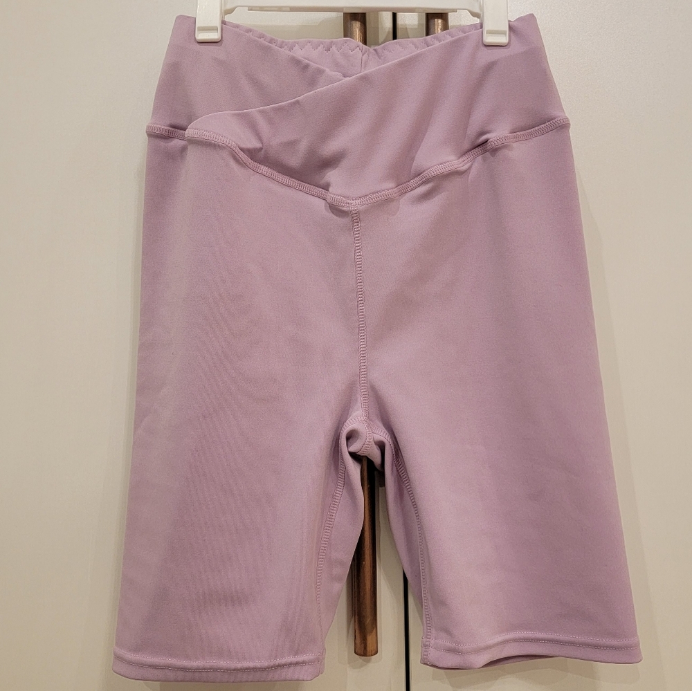Crossover waist workout legging shorts